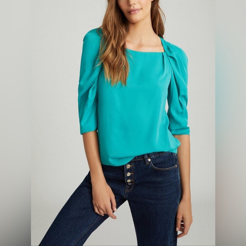 NWT Reiss ruched shoulder Isabelle blouse